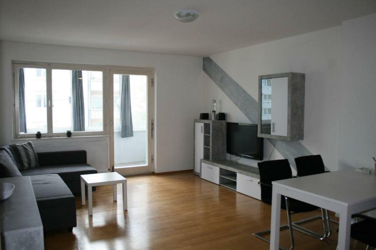 Appartement Top 7 Linz Bagian luar foto